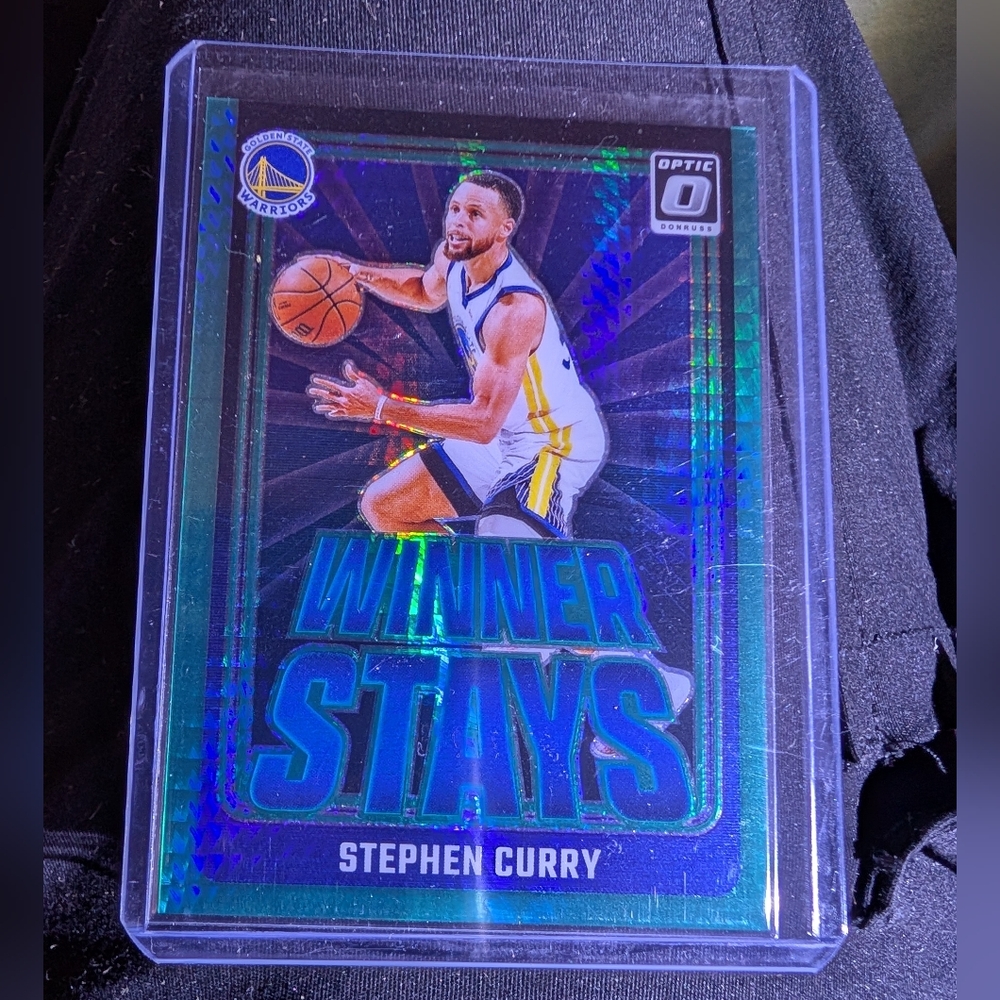 2024-25 Optic Stephen Curry #3 Winner Stays Green Hyper Prizm  #'D /249